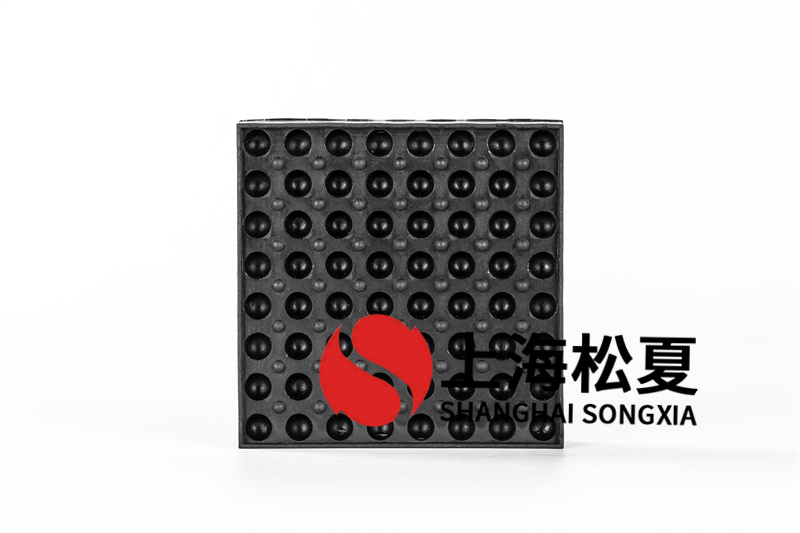橡膠<a href='http://www.ntslbz.cn' target='_blank'><u>減震器</u></a>的使用優(yōu)勢有哪些？
