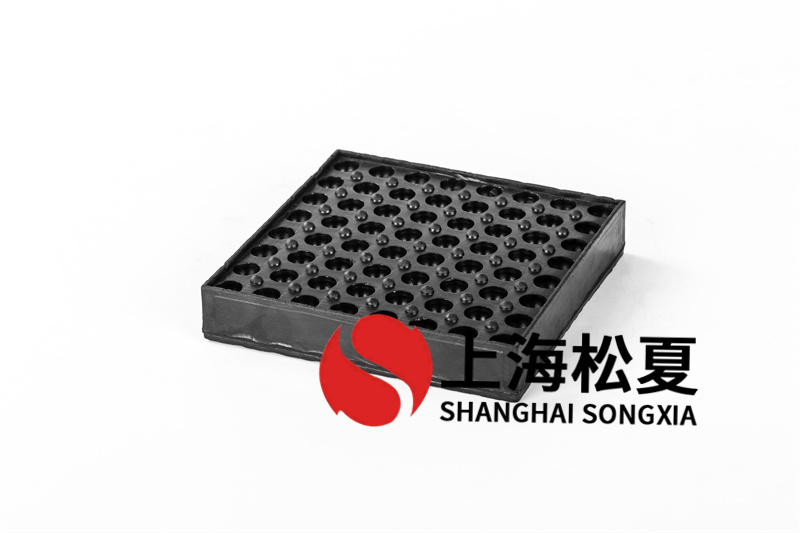 橡膠<a href='http://www.ntslbz.cn' target='_blank'><u>減震器</u></a>的技術分析及技術方案